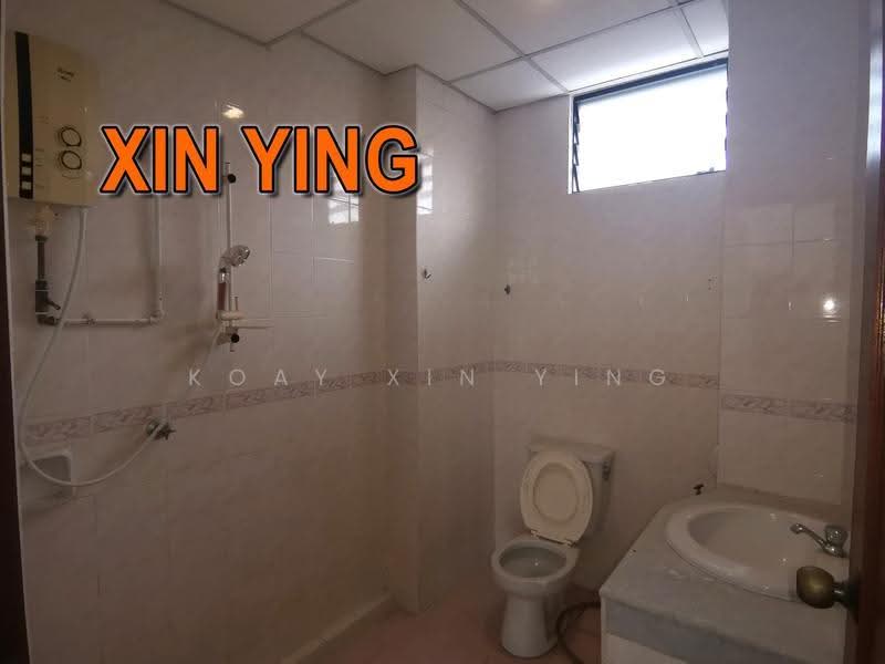 Kondominium untuk Dijual di Villa Ria - Koay Xin Ying - Bathroom - PropertyGuru.com.my