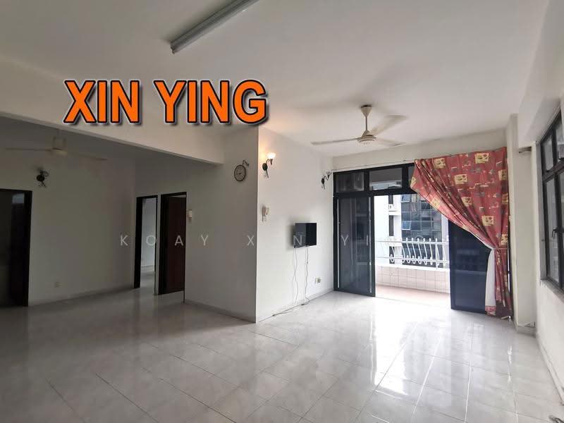 Kondominium untuk Dijual di Villa Ria - Koay Xin Ying - Living Room - PropertyGuru.com.my