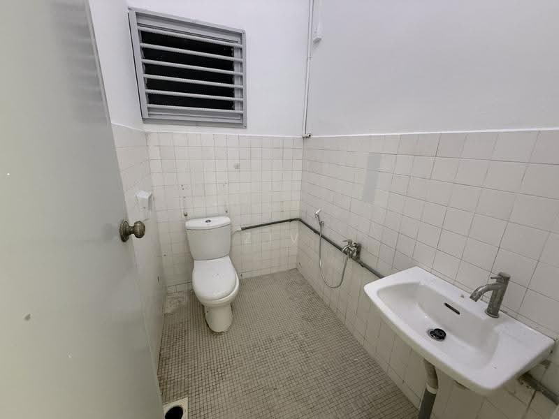 Rumah Teres 1-Tingkat untuk Dijual di Johor Bahru (Johor) - Ziv Chiam - Bathroom - PropertyGuru.com.my