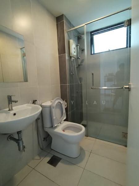 Kediaman Servis untuk Disewa di Eclipse Residence @ Pan'gaea - Angely Lau - Bathroom - PropertyGuru.com.my