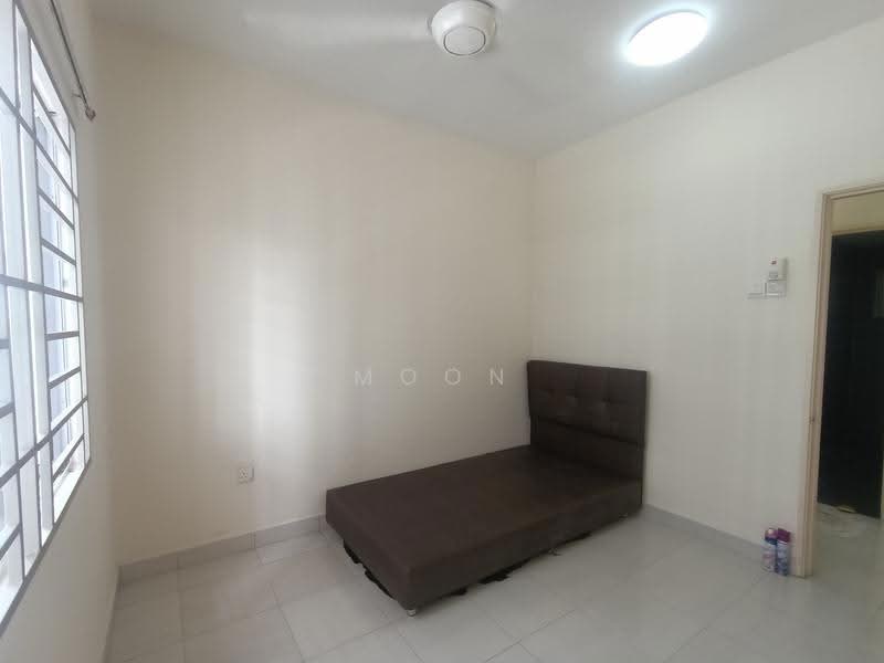 Kondominium untuk Dijual di Koi Kinrara - Moon Chiew - Bedroom - PropertyGuru.com.my