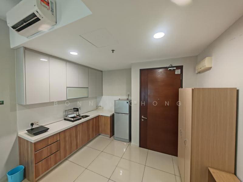 Kediaman Servis untuk Disewa di Pacific Star (Service Residence) - Bonnie Chong - Kitchen - PropertyGuru.com.my