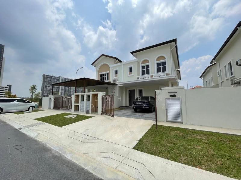 Cluster House for Sale in Alam Sari (Bangi) - Rafedah Binti Abdul Aziz - Exterior - PropertyGuru.com.my