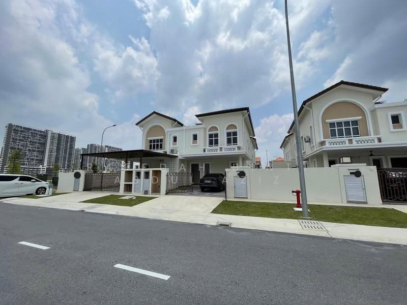 Cluster House for Sale in Alam Sari (Bangi) - Rafedah Binti Abdul Aziz - Exterior - PropertyGuru.com.my