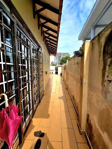 Bungalow House for Sale in Seksyen 8 (Kota Damansara) - Reena Sarif - Exterior - PropertyGuru.com.my