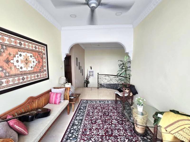 Bungalow House for Sale in Seksyen 8 (Kota Damansara) - Reena Sarif - PropertyGuru.com.my