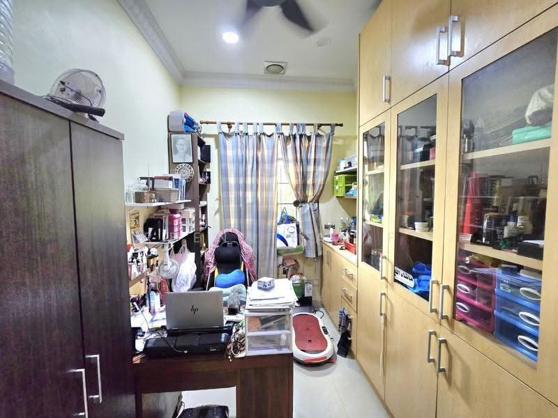 Bungalow House for Sale in Seksyen 8 (Kota Damansara) - Reena Sarif - PropertyGuru.com.my