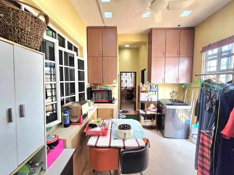 Bungalow House for Sale in Seksyen 8 (Kota Damansara) - Reena Sarif - PropertyGuru.com.my