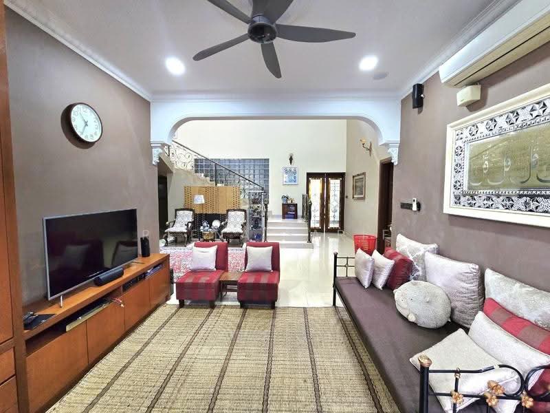 Bungalow House for Sale in Seksyen 8 (Kota Damansara) - Reena Sarif - PropertyGuru.com.my