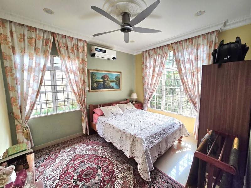 Bungalow House for Sale in Seksyen 8 (Kota Damansara) - Reena Sarif - PropertyGuru.com.my