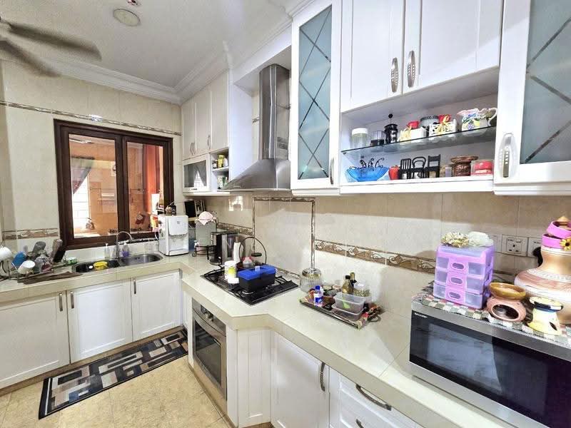 Bungalow House for Sale in Seksyen 8 (Kota Damansara) - Reena Sarif - PropertyGuru.com.my