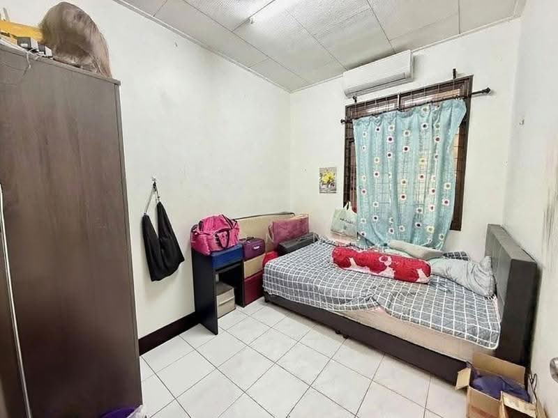 1-storey Terraced House for Sale in Bandar Dato Onn (Tebrau) - Leon Ng - Bedroom - PropertyGuru.com.my