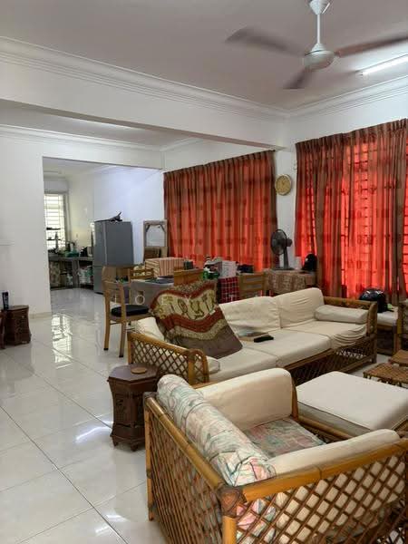 Rumah Teres 2-Tingkat untuk Dijual di Taman Ehsan Jaya (Ulu Tiram) - Joey Tay - Living Room - PropertyGuru.com.my