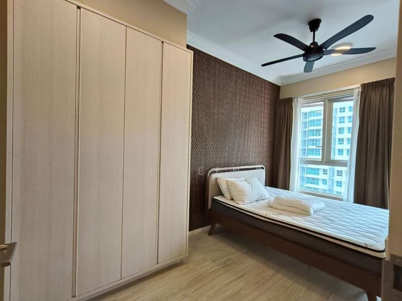 Kediaman Servis untuk Dijual di Cantara Residences - Eileen Chong - Bedroom - PropertyGuru.com.my