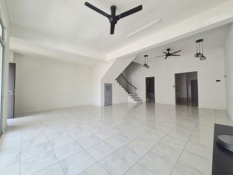 2-storey Terraced House for Sale in Bangi (Selangor) - Azli Ibrahim - Living Room - PropertyGuru.com.my
