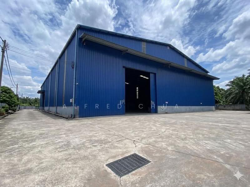 Warehouse for Rent in Kampung Valdor (Sungai Bakap) - Alfred Chua - Exterior - PropertyGuru.com.my
