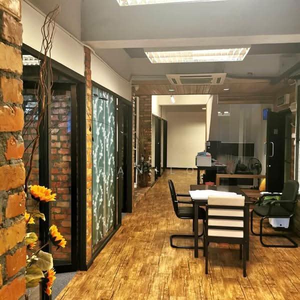 Shop / Office untuk Dijual di Taman Rasa Sayang (Cheras) - Danilo Lim - Interior - PropertyGuru.com.my