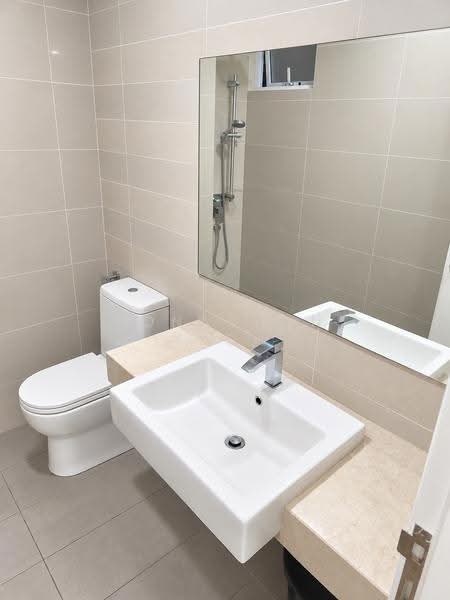 Pejabat untuk Dijual di KLCC (KL City Centre) - Jonathan Yeoh - Bathroom - PropertyGuru.com.my