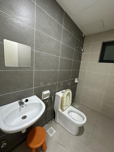 Condominium for Rent at Skyvilla @ D'Island - Ngiuo Vai Yan - Bathroom - PropertyGuru.com.my