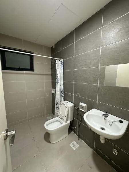 Condominium for Rent at Skyvilla @ D'Island - Ngiuo Vai Yan - Bathroom - PropertyGuru.com.my