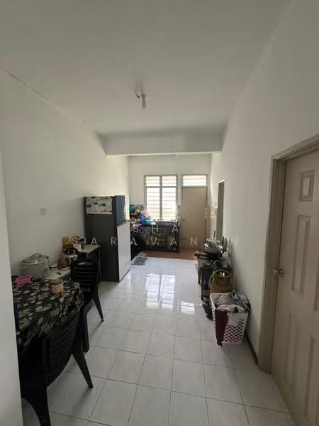 Rumah Berkembar untuk Dijual di Johor Bahru (Johor) - Sha Saravanan - Kitchen - PropertyGuru.com.my