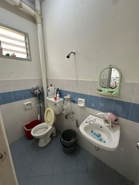 Rumah Berkembar untuk Dijual di Johor Bahru (Johor) - Sha Saravanan - Bathroom - PropertyGuru.com.my