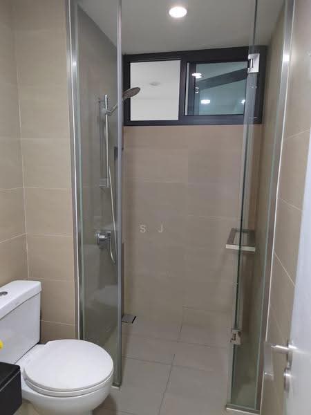 Kondominium untuk Disewa di Bora Residences - SJ CHAN - Bathroom - PropertyGuru.com.my