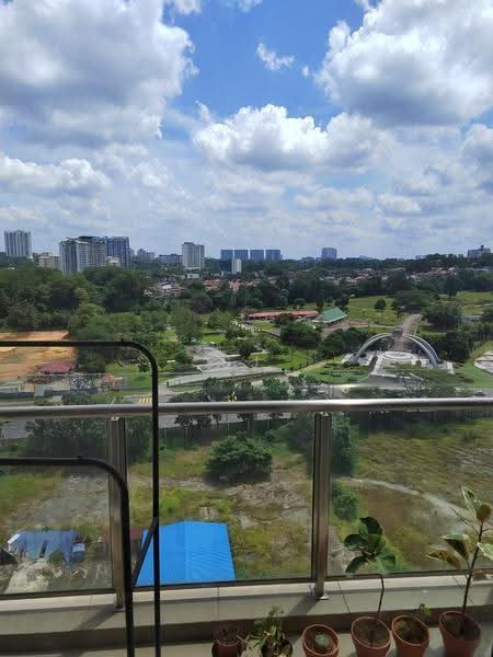 Kondominium untuk Disewa di Bora Residences - SJ CHAN - Balcony - PropertyGuru.com.my