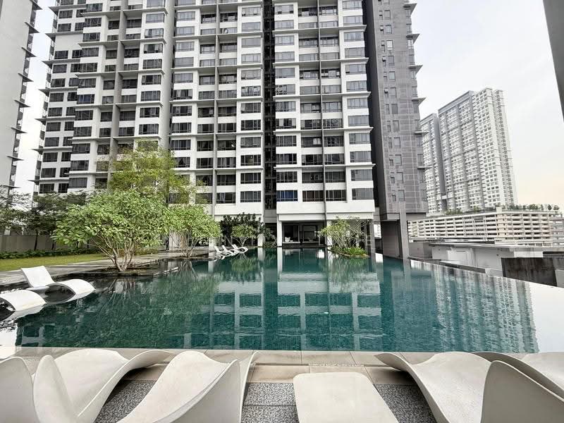 Service Residence for Rent at Paloma @ Tropicana Metropark - Kenix Lee - Exterior - PropertyGuru.com.my