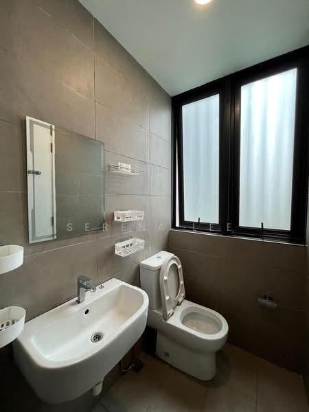 Kediaman Servis untuk Disewa di H2O Residences - Serena Lee - Bathroom - PropertyGuru.com.my