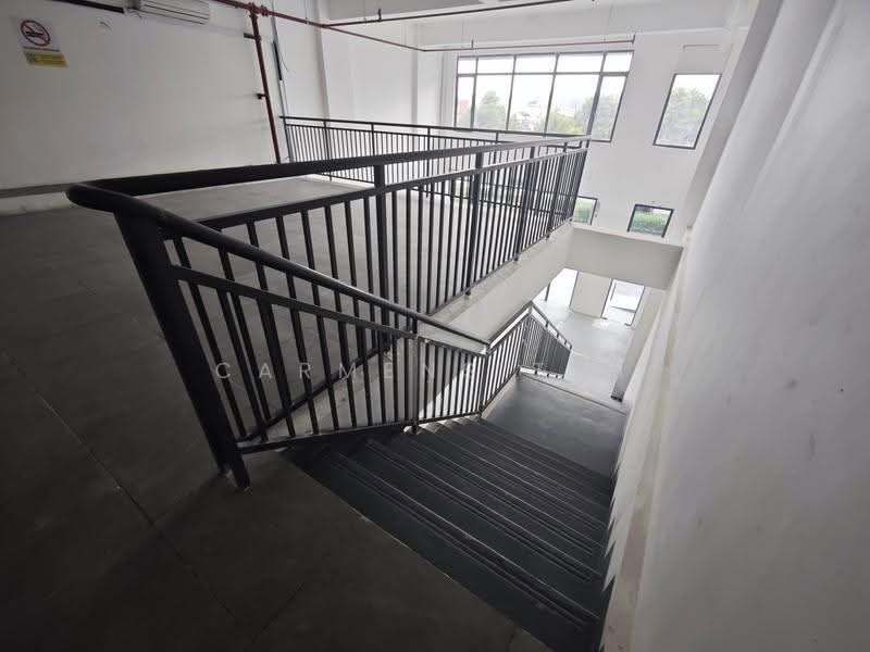 Shop for Rent in Taman Wahyu (Batu Caves) - Carmens Teh - Interior - PropertyGuru.com.my