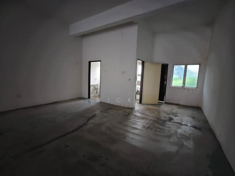 Shop for Rent in Ipoh (Perak) - Nick Chan - Interior - PropertyGuru.com.my