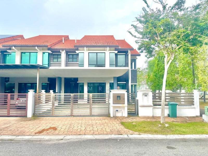 2-storey Terraced House for Sale in Kajang (Selangor) - Imran Ismadi - Exterior - PropertyGuru.com.my