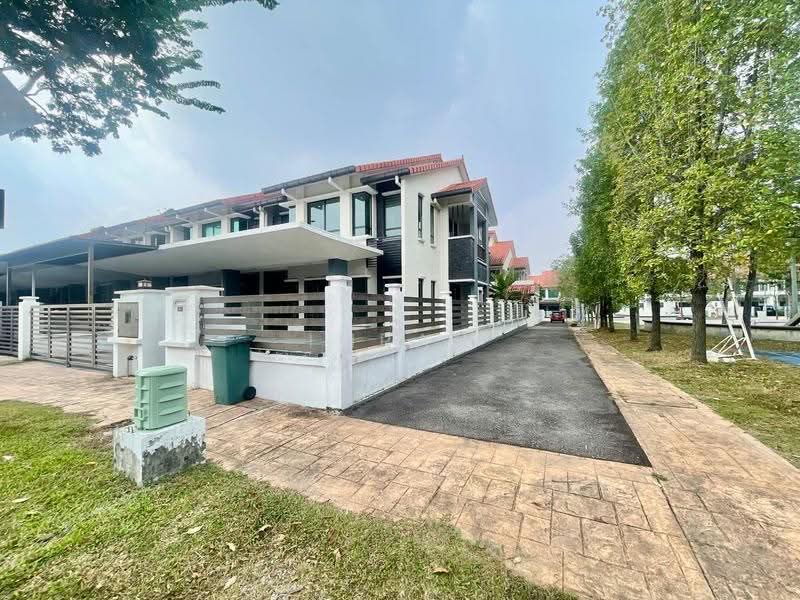 2-storey Terraced House for Sale in Kajang (Selangor) - Imran Ismadi - Exterior - PropertyGuru.com.my