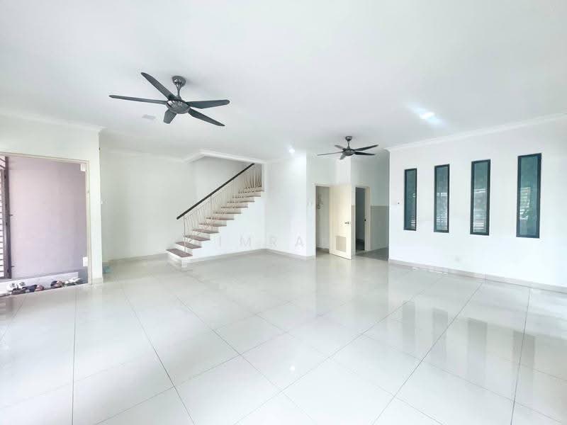 2-storey Terraced House for Sale in Kajang (Selangor) - Imran Ismadi - Living Room - PropertyGuru.com.my