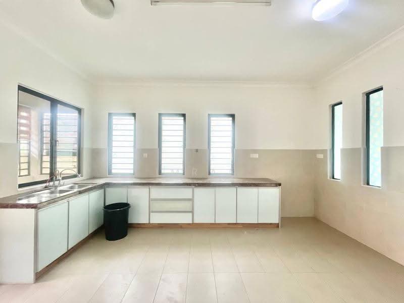 2-storey Terraced House for Sale in Kajang (Selangor) - Imran Ismadi - Kitchen - PropertyGuru.com.my