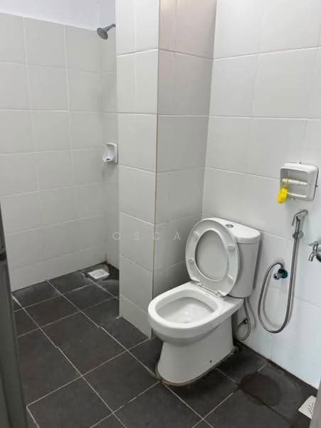 Apartment for Rent at PR1MA @ LARKIN INDAH - Oscar Wong - Bathroom - PropertyGuru.com.my