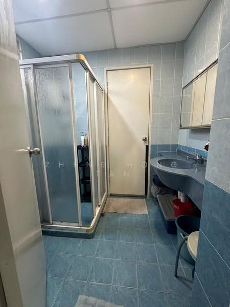 Condominium for Sale at Platinum Lake PV 10 - Zheng Hong Tan - Bathroom - PropertyGuru.com.my