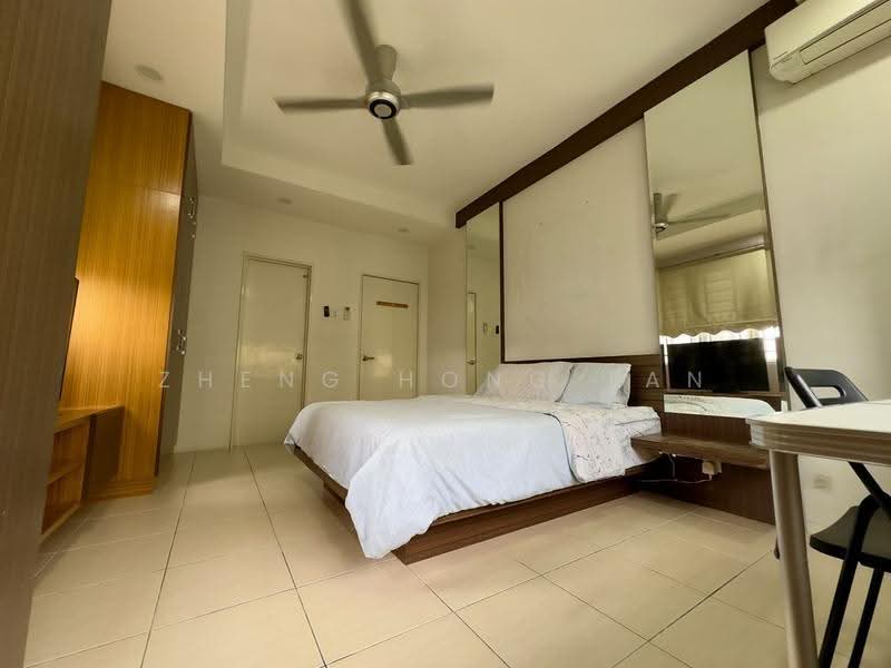 Condominium for Sale at Platinum Lake PV 10 - Zheng Hong Tan - Bedroom - PropertyGuru.com.my