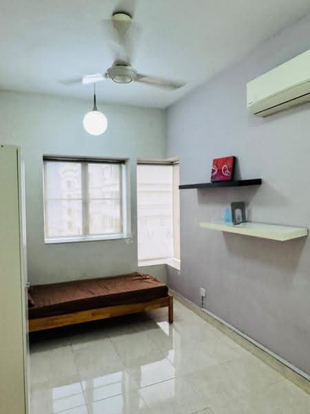 Kondominium untuk Dijual di Pelangi Utama - Michelle Yun - Bedroom - PropertyGuru.com.my