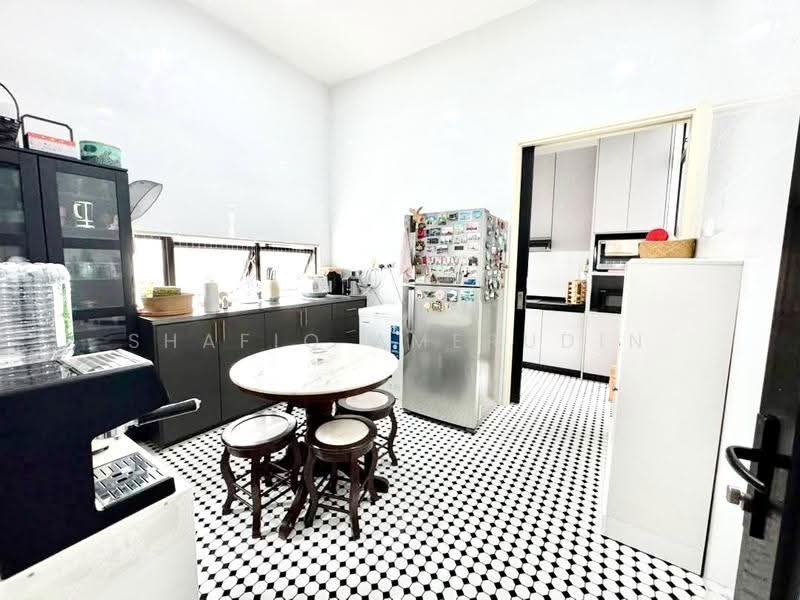 Rumah Teres 3-Tingkat untuk Dijual di Cyberjaya (Selangor) - Shafiq Amerudin - Kitchen - PropertyGuru.com.my