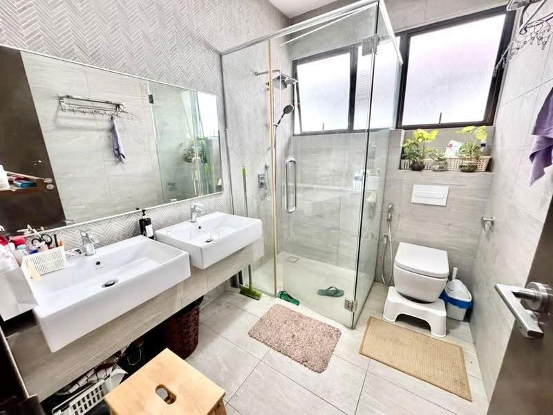 Rumah Teres 3-Tingkat untuk Dijual di Cyberjaya (Selangor) - Shafiq Amerudin - Bathroom - PropertyGuru.com.my