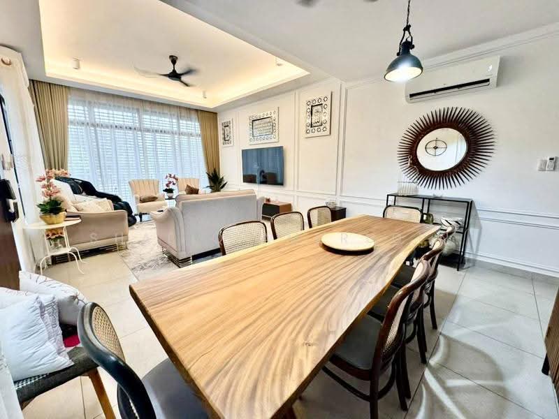 Rumah Teres 3-Tingkat untuk Dijual di Cyberjaya (Selangor) - Shafiq Amerudin - Living Room - PropertyGuru.com.my