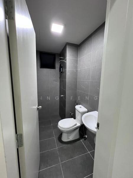 Kediaman Servis untuk Disewa di Majestic Maxim - Ming Feng - Bathroom - PropertyGuru.com.my