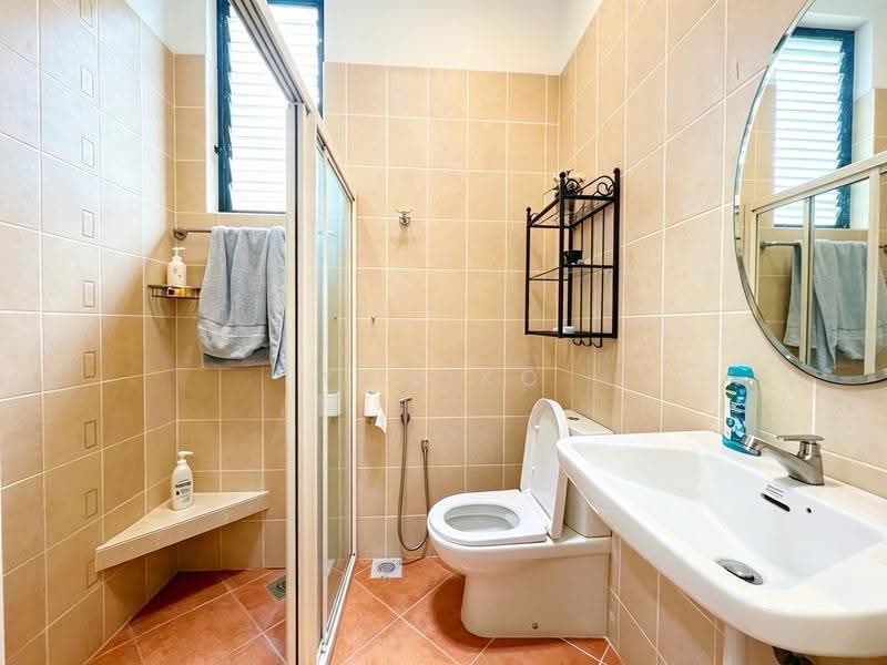 1.5-storey Terraced House for Sale in Taman Tun Dr Ismail (Kuala Lumpur) - Yumiko Kew - Bathroom - PropertyGuru.com.my