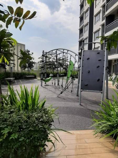 Kediaman Servis untuk Dijual di Suria Residence - Rafedah Binti Abdul Aziz - Exterior - PropertyGuru.com.my