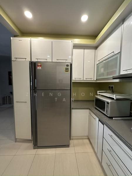 Kondominium untuk Dijual di Platinum Lake PV 10 - Zheng Hong Tan - Kitchen - PropertyGuru.com.my