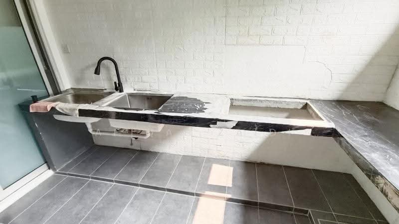 Rumah Teres 2-Tingkat untuk Dijual di Alam Impian (Shah Alam) - Afiqah zaidi - Kitchen - PropertyGuru.com.my