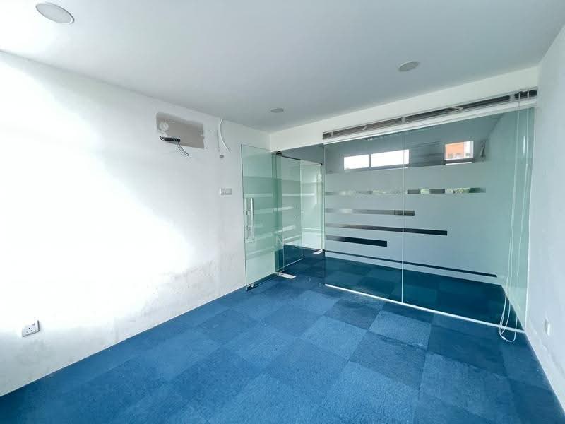 Shop / Office untuk Disewa di Perai (Penang) - Yonii Tan - Interior - PropertyGuru.com.my