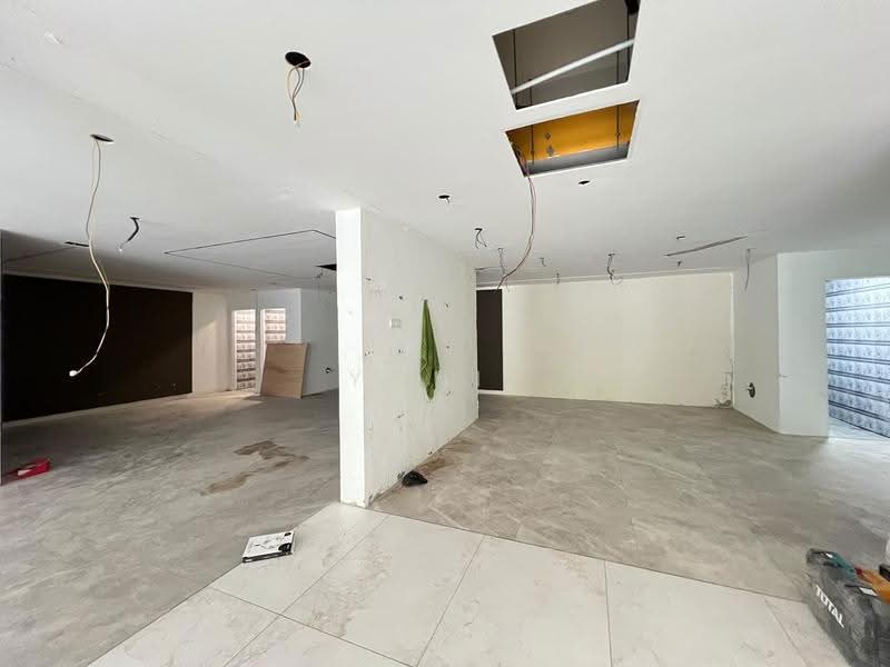 Shop / Office untuk Disewa di Perai (Penang) - Yonii Tan - Interior - PropertyGuru.com.my
